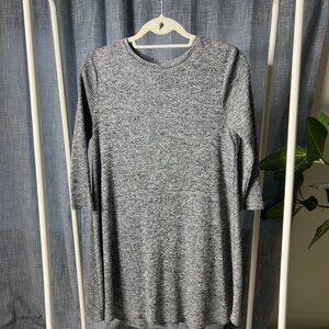 Pull & Bear Small Grey Dress – Casual & Stylish